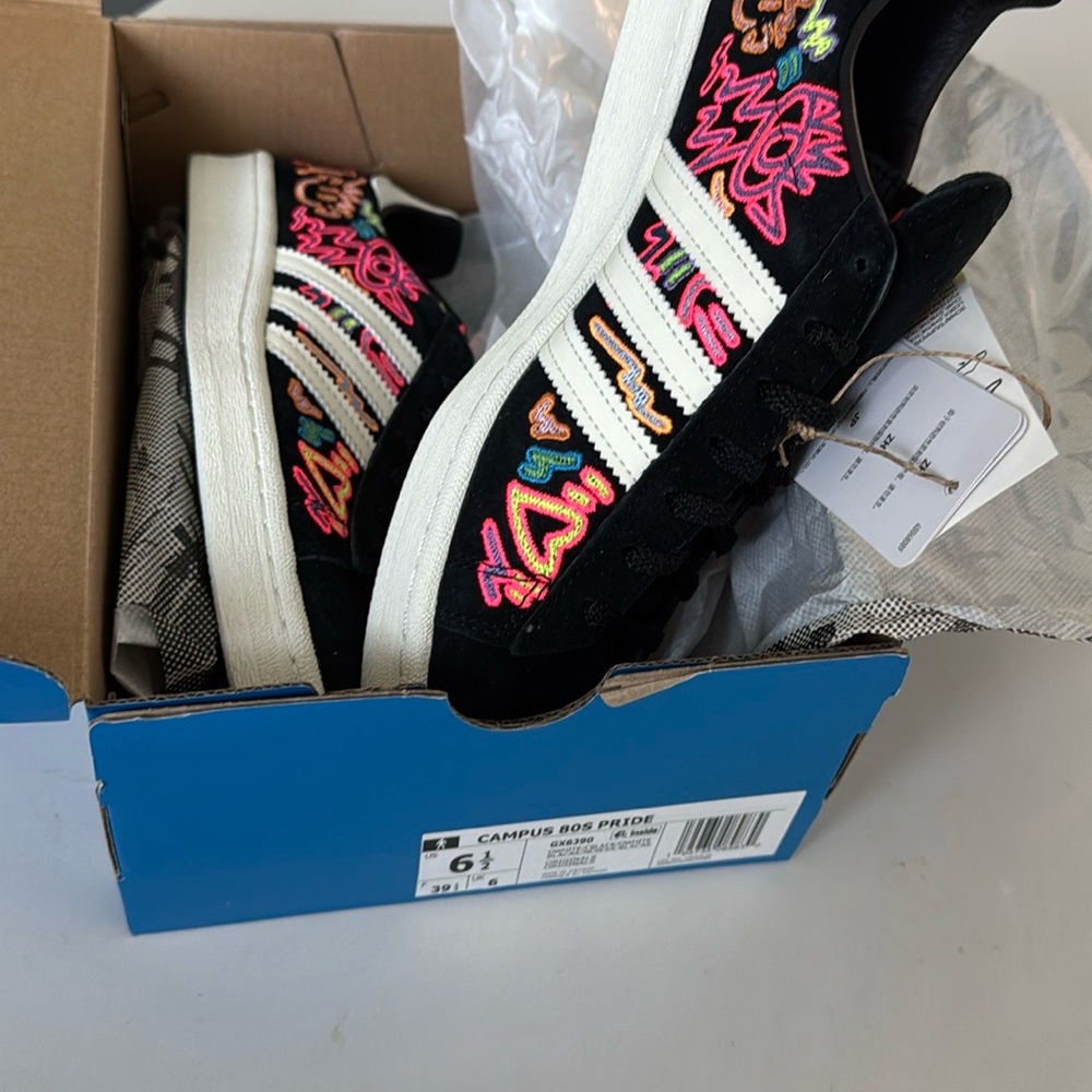 Campus 80’s Pride- NIB